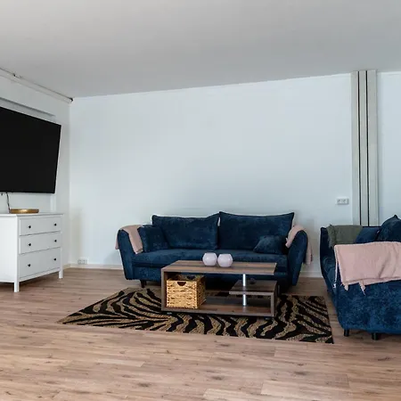 Am Tollensesee Apartment *
