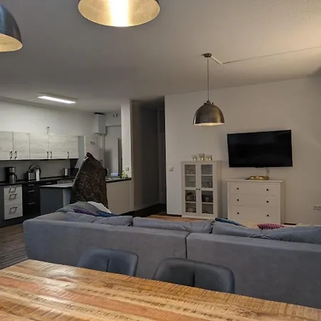 Apartment Am Tollensesee