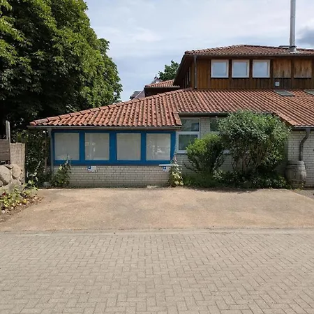 Am Tollensesee * Neubrandenburg